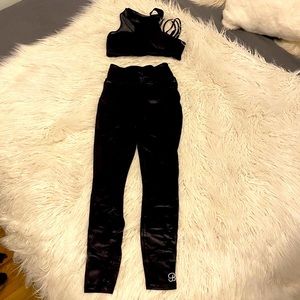 Bombshell Sportswear GLOSS Matching Set 🖤